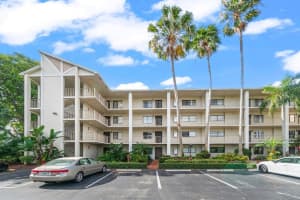 6655 Kensington Lane 302, Delray Beach, FL 33446 Sold 06/02/25