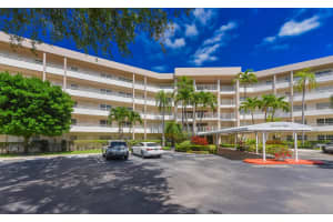 3960 Oaks Clubhouse Drive 209, Pompano Beach, FL 33069 - MLS#R11080055