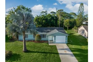 243 Delaware Avenue, Sebastian, FL 32958 Sold 05/20/25
