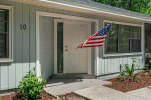 10 47th Avenue, Vero Beach, FL 32968 Sold 05/16/25