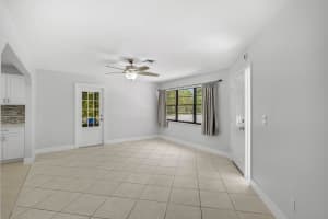 10 47th Avenue, Vero Beach, FL 32968 Sold 05/16/25