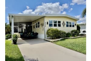 4378 Meadow View Drive, Boynton Beach