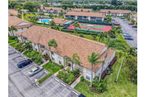 901 Pinecrest Circle E, Jupiter, FL 33458 Sold 07/21/25