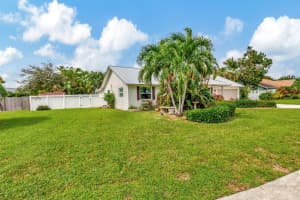 3030 Phoebe Lane, Delray Beach, FL 33444 Sold 08/25/25