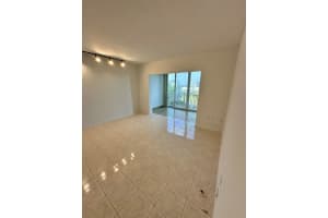 3850 Washington Street 510, Hollywood