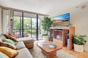 7847 Lakeside Boulevard 1023, Boca Raton