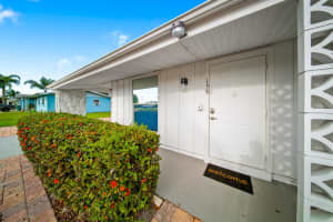 155 N Riomar Drive N, Port Saint Lucie, FL 34952 Sold 08/29/25