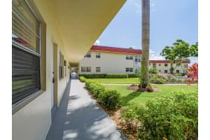 23 Pine Arbor Lane 103, Vero Beach, FL 32962 Sold 08/14/25