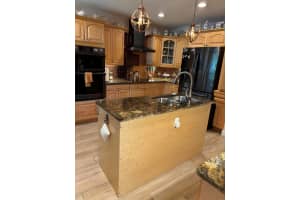 MLS# R11080373, Boca Raton, Florida 33433