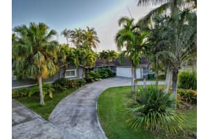 16250 SW 274th Street, Homestead, FL 33031 Sold 08/04/25