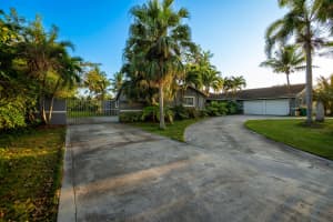 16250 SW 274th Street, Homestead, FL 33031 Sold 08/04/25
