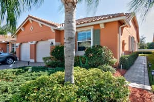 6375 Oxford Circle 104, Vero Beach, FL 32966 - MLS#R11080426