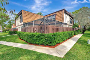 111 Weybridge Circle B, Royal Palm Beach, FL 33411 Sold 05/01/25