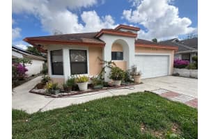 904 Magniola Avenue, North Lauderdale