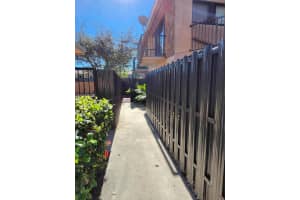 3459 SW 52 Avenue 3459, Hollywood, FL 33023 Sold 05/08/25