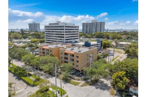 1300 NE 109th Street 207, Miami, FL 33161 Sold 10/23/25