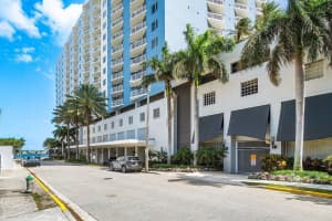 1551 N Flagler Drive 1504, West Palm Beach, FL 33401 - MLS#R11080505