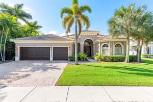 9274 Pineville Drive, Lake Worth, FL 33467 Sold 05/30/25