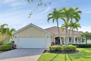 8657 SE Nicolete Lane, Hobe Sound, FL 33455 - MLS#R11080570