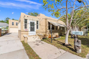 603 N 2nd Street, Fort Pierce, FL 34950 - MLS#R11080598