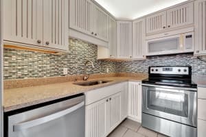 1408 14th Lane, Palm Beach Gardens, FL 33418 Sold 05/30/25