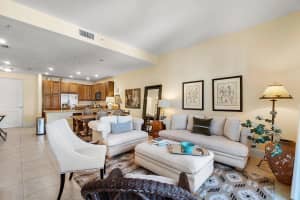 226 N Latitude Circle 207, Delray Beach, FL 33483 - MLS#R11080653