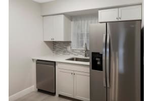 12003 Poinciana Boulevard 103, Royal Palm Beach