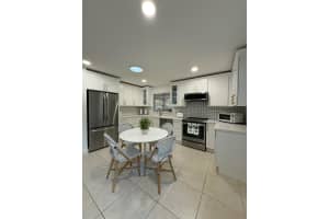 5125 Pine Drive, Boynton Beach, FL 33437 Sold 07/09/25