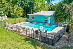 108 Ne Carlisle Lane, Port Saint Lucie