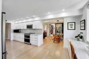 7578 Regency Lake Drive 201, Boca Raton, FL 33433 Sold 07/17/25