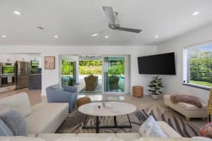 92 18th Avenue S, Lake Worth Beach, FL 33460 - MLS#R11080813