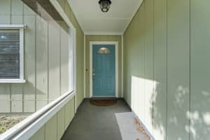 2906 1st Street, Vero Beach, FL 32968 Sold 08/01/25