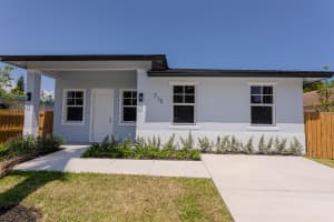 715 37th Street, West Palm Beach, FL 33407 Sold 07/31/25