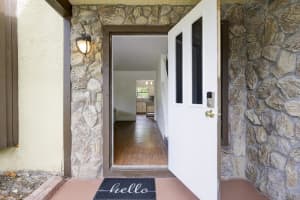 1054 Raintree Drive, Palm Beach Gardens, FL 33410 Sold 06/16/25