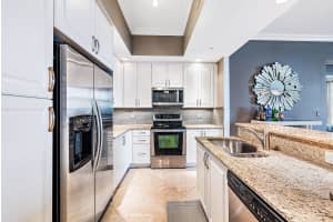 701 S Olive Avenue 802, West Palm Beach, FL 33401 - MLS#R11080878