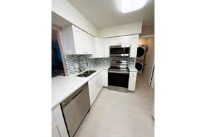 5301 NW 2nd Avenue 308, Boca Raton, FL 33487 - MLS#R11080893