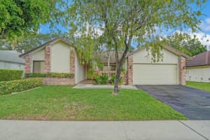 MLS# R11080897, Boca Raton, Florida 33498