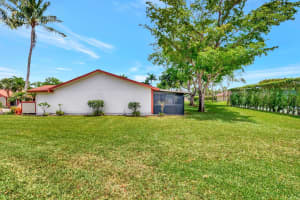 29 Fawlkland Circle, Boynton Beach, FL 33426 Sold 05/29/25