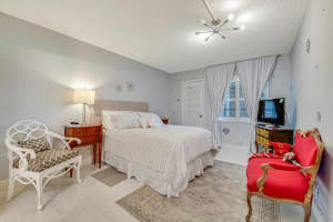 1050 Newcastle C, Boca Raton, FL 33434 - MLS#R11080929