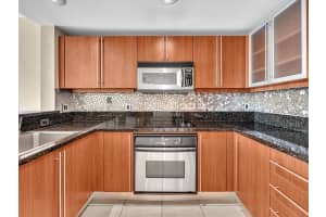 610 Cematis Street 222, West Palm Beach, FL 33401 Sold 08/29/25