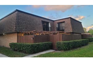 2204 22nd Lane, Greenacres, FL 33463 Sold 07/25/25