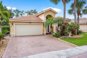 MLS# R11081006, Green Acres, Florida 33463