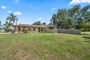 298 SW Airview Avenue, Port Saint Lucie, FL 34984 Sold 06/27/25