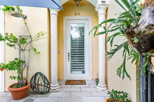 615 Avenue Avenue H, Delray Beach, FL 33483 - MLS#R11081051
