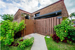 2022 20th Lane, Greenacres, FL 33463 Sold 06/03/25