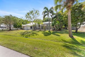 397 NE Gladiola Avenue, Port Saint Lucie, FL 34983 Sold 06/12/25