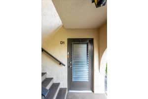 432 Pine Glen Lane D1, Greenacres, FL 33463 Sold 05/30/25