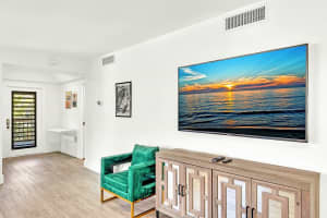 MLS# R11081128, Palm Beach Gardens, Florida 33418