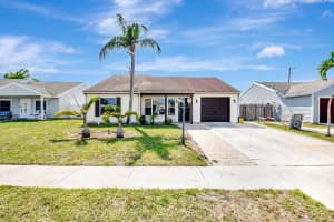 7938 Ridgewood Drive, Lake Worth, FL 33467 - MLS#R11081150
