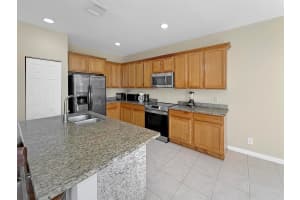 391 Gazetta Way, West Palm Beach, FL 33413 Sold 06/09/25